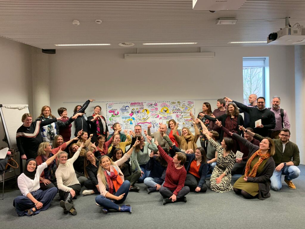 Energiek team na een traject teambegeleiding bij Lead & Inspire — meer verbinding en eigenaarschap