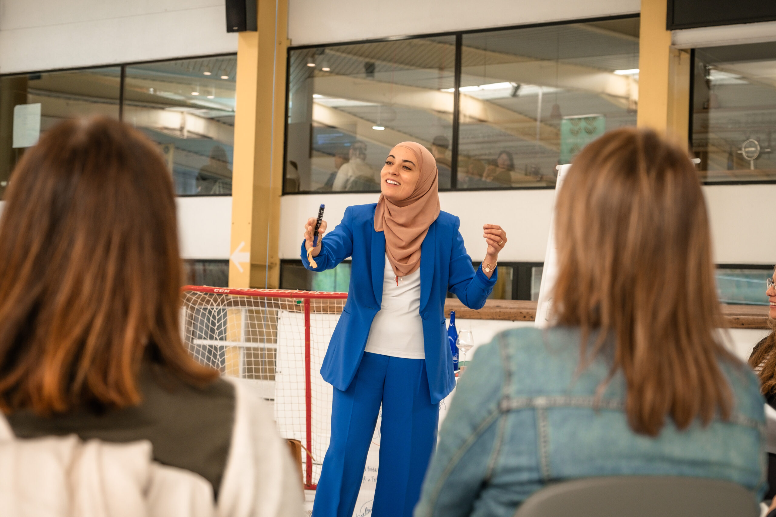 Naziha keynote spreker over leidinggeven en leiderschap — Lead & Inspire